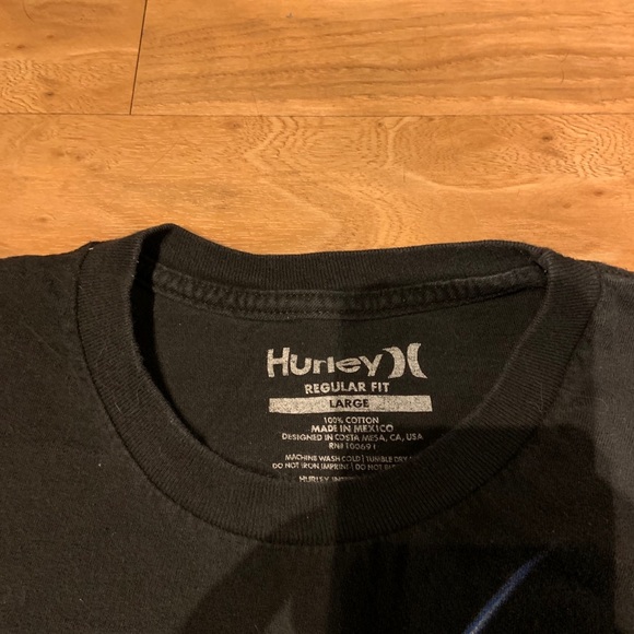 Hurley T-Shirt L - Picture 2 of 2
